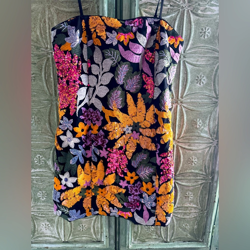 Endless Rose sequins floral mini dress. Size large. NWOT